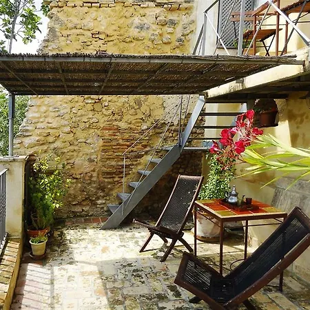 La Casa Grande Hotel 2*